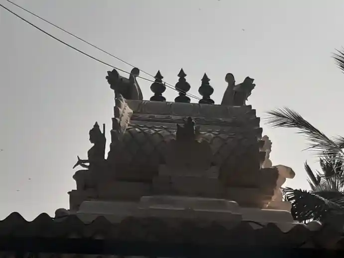 Arulmigu Visveswarar Mariamman Temple, Kavundapadi - 638455 அருள்மிகு விக்னேஷ்வரர், மாரியம்மன் திருக்கோயில், Kavundapadi - 638455, Erode - Ancient Temple Architecture and History Image 2