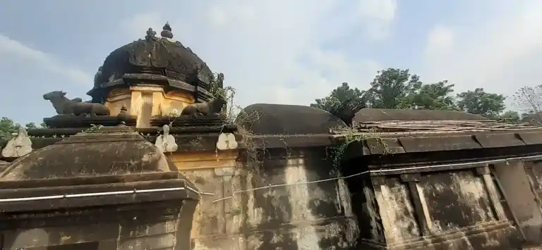 Arulmigu Viswanadhaswamy Temple, Korkkai - 609203 அருள்மிகு விசுவநாத சுவாமி திருக்கோயில், Korkkai - 609203, Mayiladuthurai - Ancient Temple Architecture and History Image 5