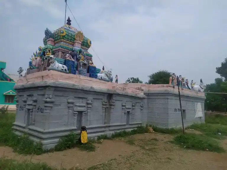 Arulmigu Viswanatha Swamy Temple, Iluppaikkudi - 621713 அருள்மிகு விஸ்வநாதர் திருக்கோயில், Iluppaikkudi - 621713, Perambalur - Ancient Temple Architecture and History Image 4