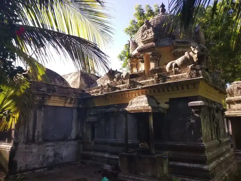 Arulmigu Viswanatha Swamy Temple, Nemeli, Nemmali - 609116 அருள்மிகு விஸ்வநாத சுவாமி திருக்கோயில், Nemeli, Sirkazhi - 609116, Mayiladuthurai - Ancient Temple Architecture and History Image 2