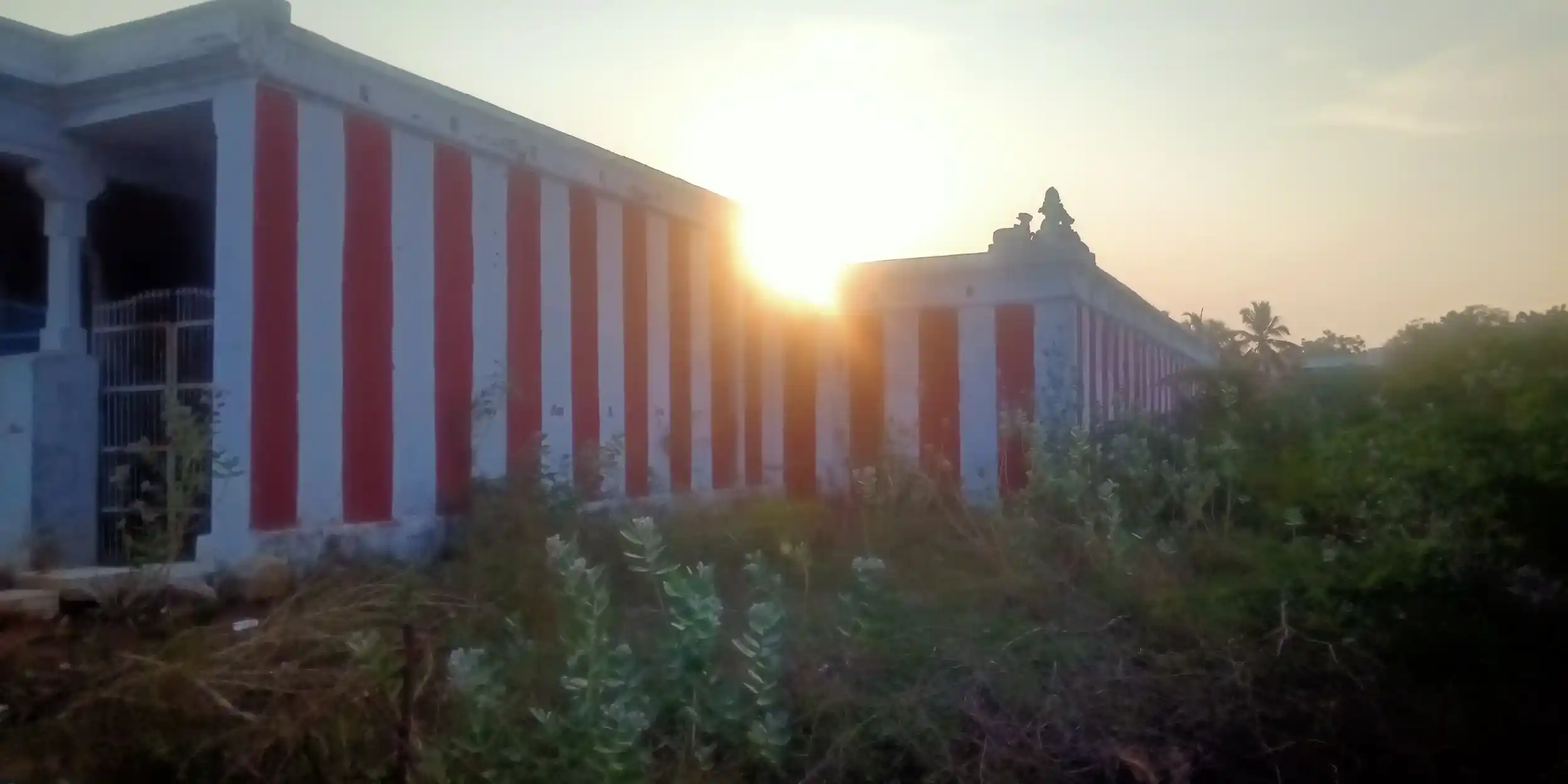 Arulmigu Viswanatha Swamy Temple, V M Chathiram - 627001 அருள்மிகு விஸ்வநாத சுவாமி திருக்கோயில், V M Chathiram - 627001, Tirunelveli - Ancient Temple Architecture and History Image 2