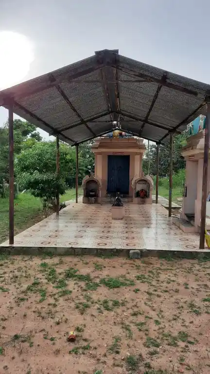 Arulmigu Viswanatha Swamy Temple, Vellur - 614626 அருள்மிகு விஸ்வநாதசுவாமி திருக்கோயில், Vellur - 614626, Thanjavur - Ancient Temple Architecture and History Image 2