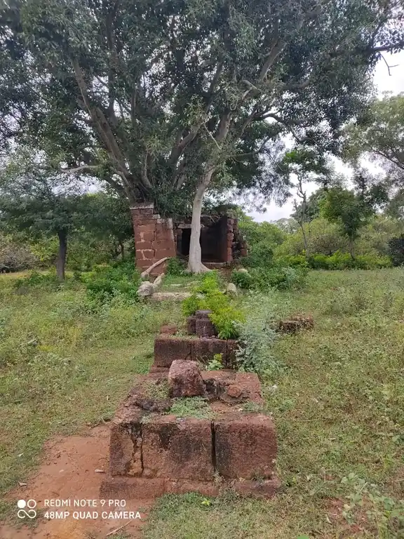 Arulmigu Viswanathar Temple, Vallam, Ariyalur - 621710 Arulmigu Viswanathar Temple, Vallam, Ariyalur - 621710, Ariyalur - Ancient Temple Architecture and History Image 4