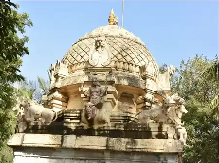 Arulmigu Viswanatharsamy Temple, Vadakkuvellor - 607802 அருள்மிகு விஸ்வநாதசுவாமி திருக்கோயில், Vadakkuvellor - 607802, Cuddalore - Ancient Temple Architecture and History Image 4