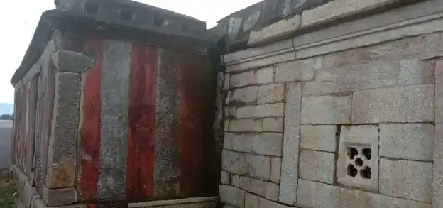 Arulmigu Viswanathasamy Temple, Near By Pond, Vagai Kulam - 627754