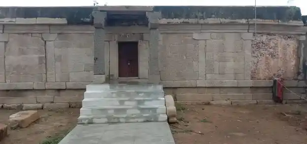 Arulmigu Viswanathasamy Temple, Near By Pond, Vagai Kulam - 627754 அருள்மிகு விஸ்வநாதசுவாமி திருக்கோயில், Near By Pond, Vagai Kulam - 627754, Tirunelveli - Ancient Temple Architecture and History Image 3