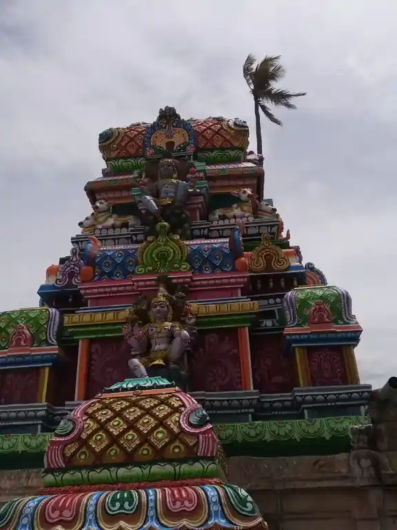Arulmigu Viswanathasamy Temple, Pommasamuthram - 620006 அருள்மிகு விசுவநாத சுவாமி திருக்கோயில், Pommasamuthram - 620006, Thiruchirappalli - Ancient Temple Architecture and History Image 2