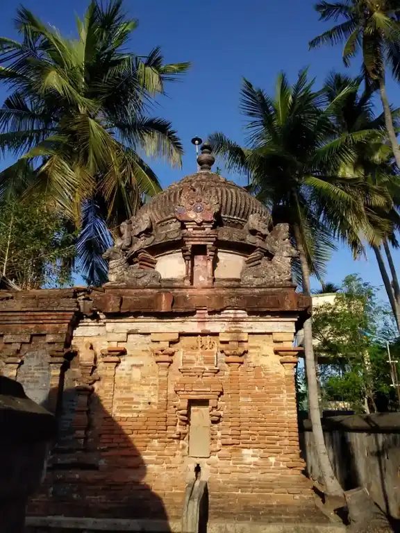 Arulmigu Viswanathaswamy Temple, Kurichi - 614602 அருள்மிகு விஷ்வநாத சுவாமி திருக்கோயில், Kurichi - 614602, Thanjavur - Ancient Temple Architecture and History Image 2