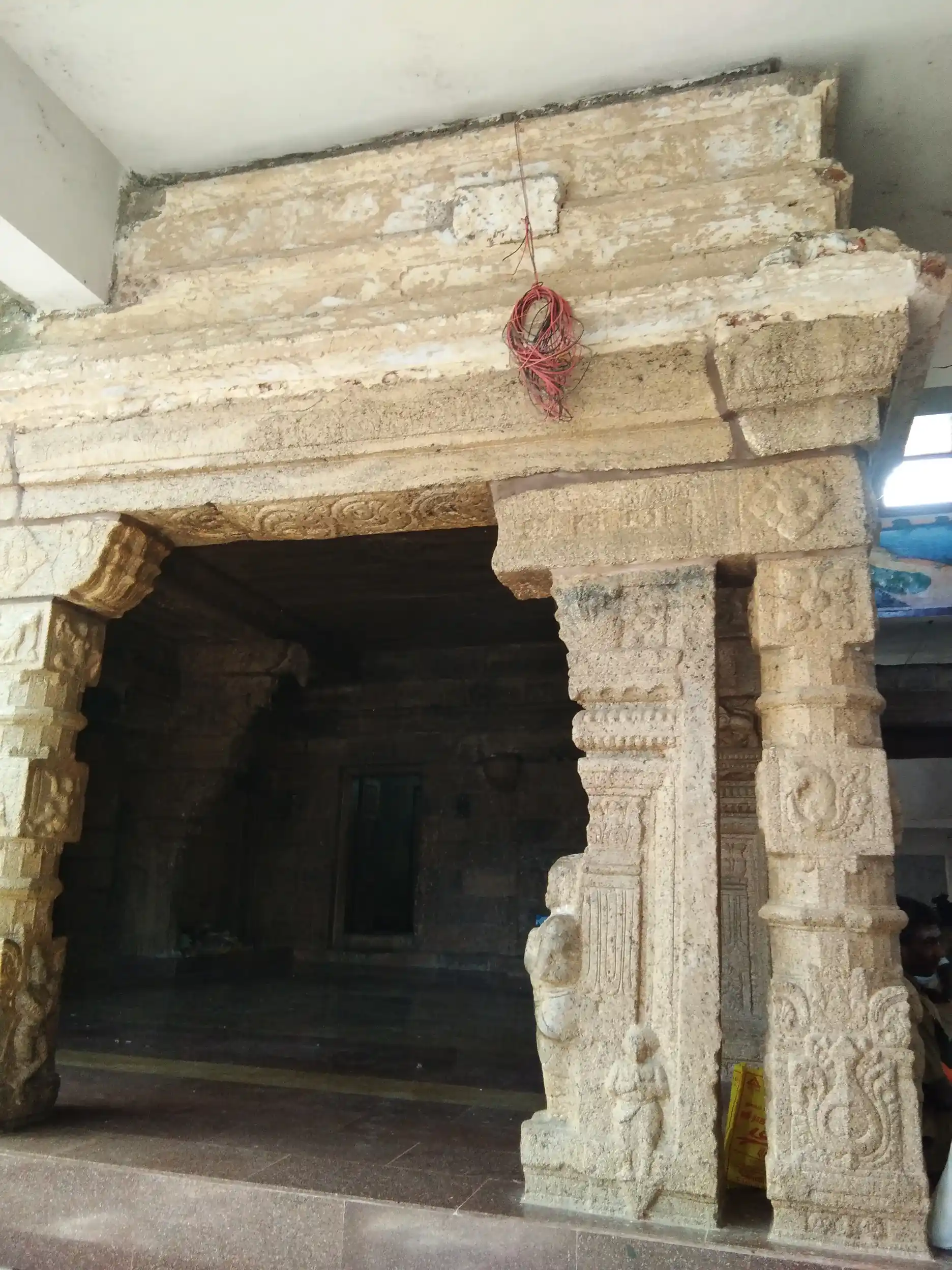 Arulmigu Viswanathaswamy Temple, Near Vao Office, Elayirampannai - 626201 அருள்மிகு விஸ்வநாதசுவாமி திருக்கோயில், கிராம நிர்வாக அலுவலகம் அருகில், Elayirampannai - 626201, Virudhunagar - Ancient Temple Architecture and History Image 5