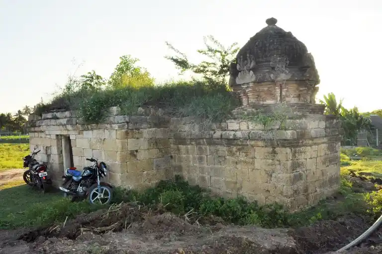 Arulmigu Viswanathaswamy Temple, Nerunjikorai - 621704 Arulmigu Viswanathaswamy Temple, Nerunjikorai - 621704, Ariyalur - Ancient Temple Architecture and History Image 2