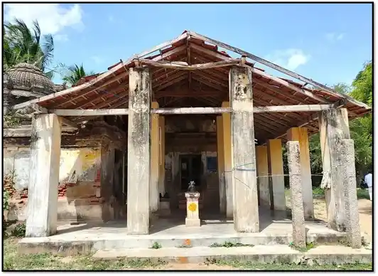 Arulmigu Viswanathaswamy Temple, Ozhugimangalam, Erukattanchery - 609307 விசுவநாத சுவாமி திருக்கோயில், ஒழுகைமங்கலம், எருக்கட்டாஞ்சேரி - 609307, Mayiladuthurai - Ancient Temple Architecture and History Image 4