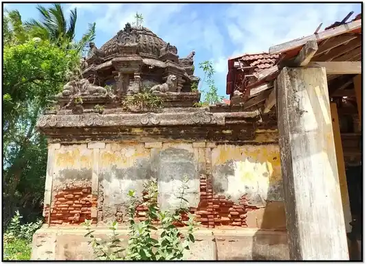 Arulmigu Viswanathaswamy Temple, Ozhugimangalam, Erukattanchery - 609307 விசுவநாத சுவாமி திருக்கோயில், ஒழுகைமங்கலம், எருக்கட்டாஞ்சேரி - 609307, Mayiladuthurai - Ancient Temple Architecture and History Image 9