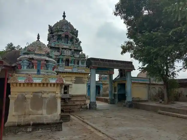 Arulmigu Viswanathaswamy Temple, T. Palur - 612904 அருள்மிகு விஸ்வநாதசுவாமி திருக்கோயில், அக்ரகாரம், T. Palur - 612904, Ariyalur - Ancient Temple Architecture and History Image 3