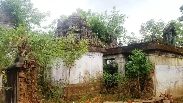 Arulmigu Viswanathaswamy Temple, Varavukkudi, Marudhangudi - 609116 அருள்மிகு விசுவநாத சுவாமி திருக்கோயில், Varavukkudi, Sirkali - 609116, Mayiladuthurai - Ancient Temple Architecture and History Image 7
