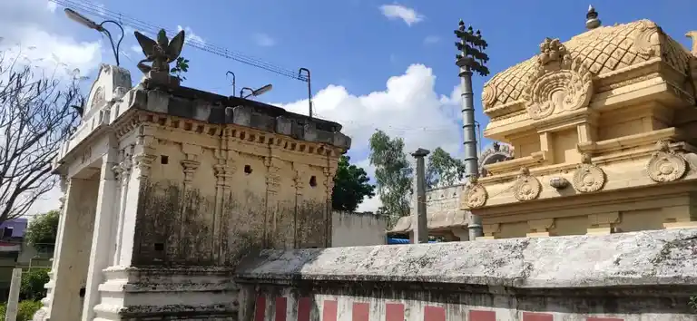 Arulmigu Vittriruntha Lakshmi Narayanaperumal Temple, Neervalur - 631561 அருள்மிகு வீற்றிருந்த லட்சுமி நாராயணப்பெருமாள் திருக்கோயில், நீர்வளூர் - 631561, Kancheepuram - Ancient Temple Architecture and History Image 4