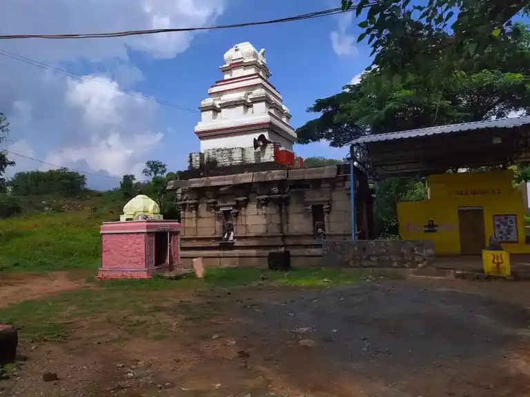 Arulmigu Viyakkarapuriswarar Temple, Pulipakkam - 603002 அருள்மிகு வியாக்கரபுரீஸ்வரர் திருக்கோயில், Pulipakkam - 603002, Chengalpattu - Ancient Temple Architecture and History Image 3