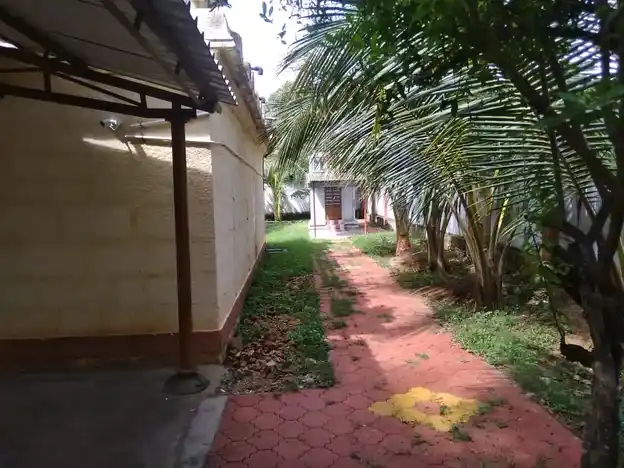 Arulmigu Vizhiyakalraya Perumal Temple, K.Pudupatti - 625556 Arulmigu Vizhiyakalraya Perumal Temple, K.Pudupatti - 625556, Theni - Ancient Temple Architecture and History Image 2