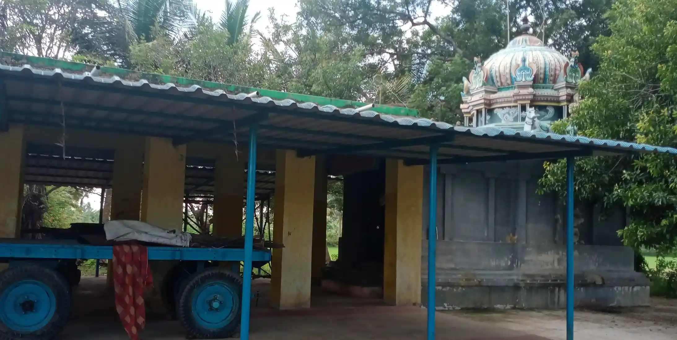 Arulmigu Yanaimelalagar Ayyanar Temple, Moovarkottai - 614015 அருள்மிகு யானைமேல் அழகர் அய்யனார் திருக்கோயில், Moovarkottai - 614015, Thiruvarur - Ancient Temple Architecture and History Image 2