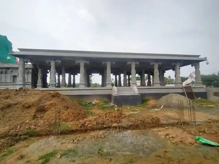 Arulmigu Yannaimel Azahiya Ayyanar Temple, Puthur, Puthur - 614625 அருள்மிகு யானைமேல் அழகர் அய்யனார் திருக்கோயில், Puthur, Puthur - 614625, Thanjavur - Ancient Temple Architecture and History Image 2