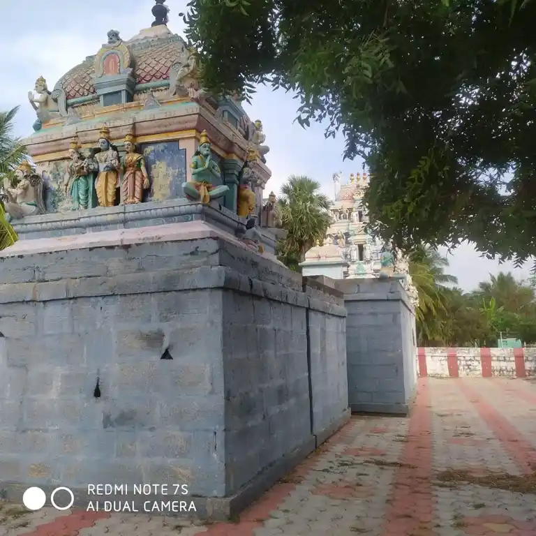 Arulmigu Yellai Perumal Temple, Inam Bairoji, Bairoji Agraharam - 636308 Arulmigu Yellai Perumal Temple,  - 636308, Salem - Ancient Temple Architecture and History Image 4