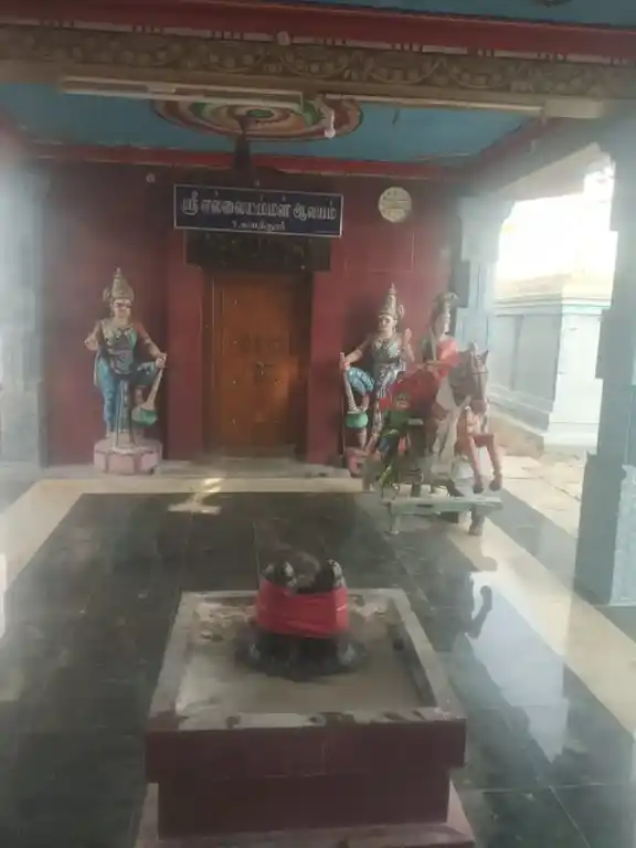 Arulmigu Yellaiamman Temple, T. Kalathur - 621114 அருள்மிகு எல்லையம்மன் திருக்கோயில், T. Kalathur - 621114, Perambalur - Ancient Temple Architecture and History Image 3