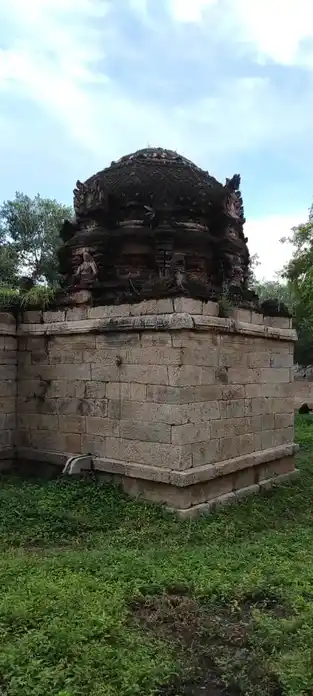 Arulmigu Yellaiyamman Temple, Enungoor - 639110 அருள்மிகு எல்லையம்மன் திருக்கோயில், Enungoor - 639110, Karur - Ancient Temple Architecture and History Image 2