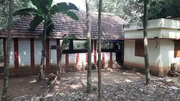 Arulmigu Yerathukkoyikkal Mahadevar Temple, Thiruvikramapuram, Arumanai - 629151 Arulmigu Yerathukkoyikkal Mahadevar Temple, Thiruvikramapuram, அருமனை - 629151, Kanyakumari - Ancient Temple Architecture and History Image 2