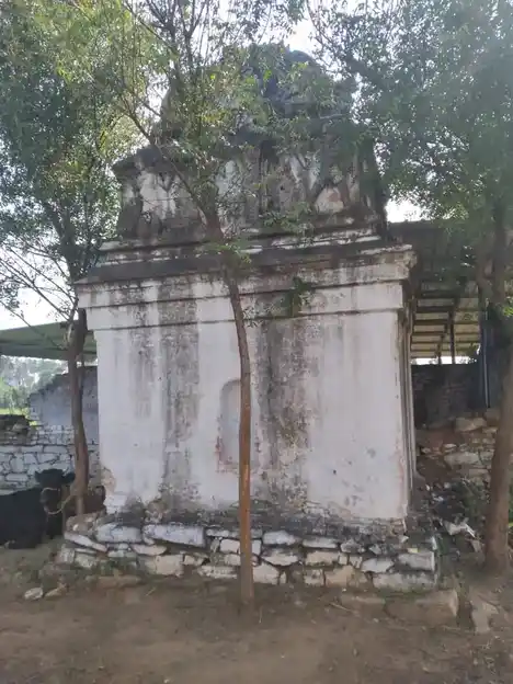 Arulmigu Yerkondrayaperumal Temple, Viruthasampatti, Kuttapatty - 636453 அருள்மிகு ஏர்க் கொண்டராயப்பெருமாள் திருக்கோயில், Viruthasampatti, Kuttapatty - 636453, Salem - Ancient Temple Architecture and History Image 5