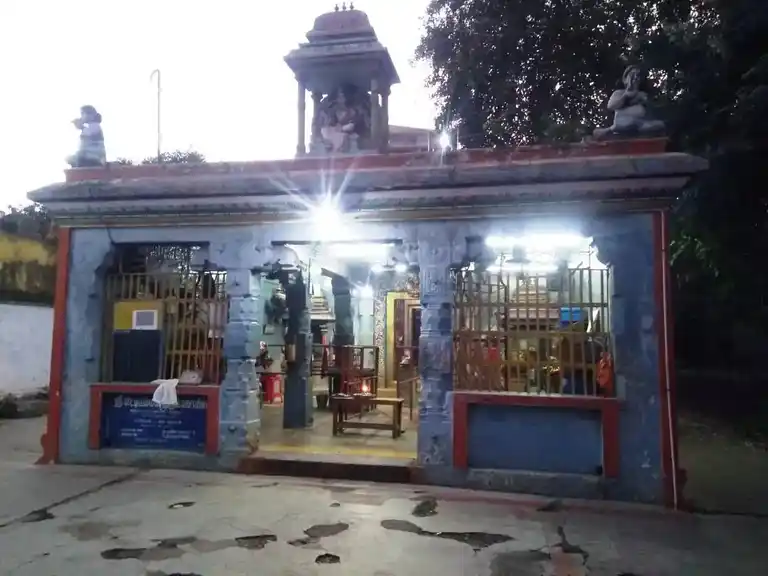 Arulmigu Yettiyamman Temple, Thottpalayam Vellore - 632004 அருள்மிகு எட்டியம்மன் திருக்கோயில், தோட்டபாளையம் வேலூர் - 632004, Vellore - Ancient Temple Architecture and History Image 3