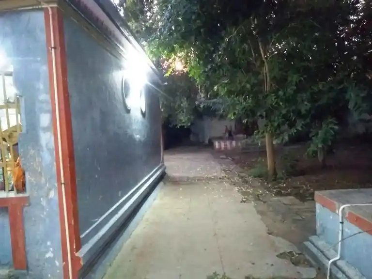 Arulmigu Yettiyamman Temple, Thottpalayam Vellore - 632004 அருள்மிகு எட்டியம்மன் திருக்கோயில், தோட்டபாளையம் வேலூர் - 632004, Vellore - Ancient Temple Architecture and History Image 4