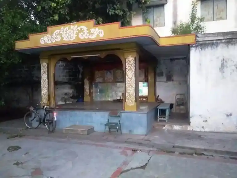 Arulmigu Yettiyamman Temple, Thottpalayam Vellore - 632004 அருள்மிகு எட்டியம்மன் திருக்கோயில், தோட்டபாளையம் வேலூர் - 632004, Vellore - Ancient Temple Architecture and History Image 9
