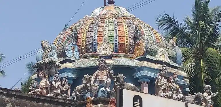 Arulmigu Yoganathaswamy Temple, Mangaimadam, Yogeswaram - 609106 அருள்மிகு யோகநாத சுவாமி திருக்கோயில், மங்கைமடம், யோகீஸ்வரம் - 609106, Mayiladuthurai - Ancient Temple Architecture and History Image 3