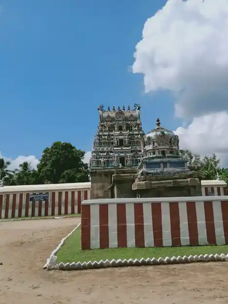 Arulmigu Yogaramar Temple, Kamandala Nathi, A.K.Padavedu - 606905 அருள்மிகு யோகமார் திருக்கோயில், கமண்டல நதி, அ.கோ.படவேடு - 606905, Tiruvannamalai - Ancient Temple Architecture and History Image 5