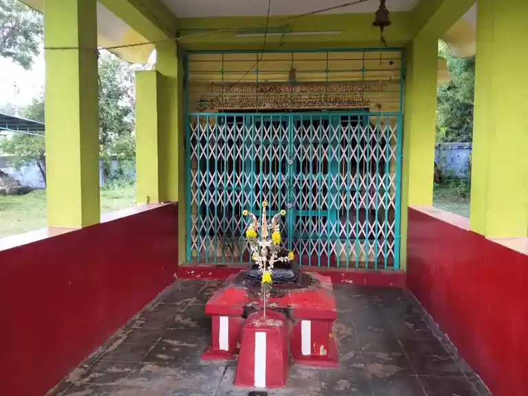 Arultharum Kuttrallanangaiamman Temple, Courtallam - 627802 Arultharum Kuttrallanangaiamman Temple, Courtallam - 627802, Tenkasi - Ancient Temple Architecture and History Image 2