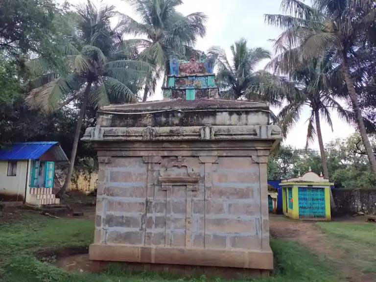 Arultharum Kuttrallanangaiamman Temple, Courtallam - 627802 Arultharum Kuttrallanangaiamman Temple, Courtallam - 627802, Tenkasi - Ancient Temple Architecture and History Image 4