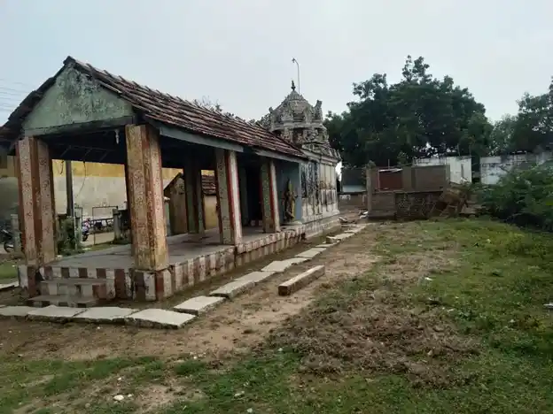 Arultharum Mari Amman Temple, Thiruvadanai - 623407 அருள்மிகு மாரியம்மன் திருக்கோயில், Thiruvadanai - 623407, Ramanathapuram - Ancient Temple Architecture and History Image 4