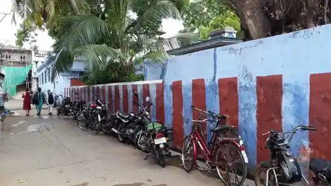 Arultharum Mupudadhi Amman Tirukovil, Kadayam - 627415 Temple