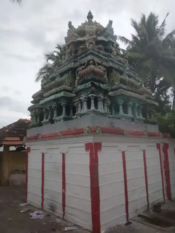Arultharum Pidari Amman Temple, Nainarkovil - 623705 Arultharum Pidari Amman Temple, நயினார்கோவில் - 623705, Ramanathapuram - Ancient Temple Architecture and History Image 4