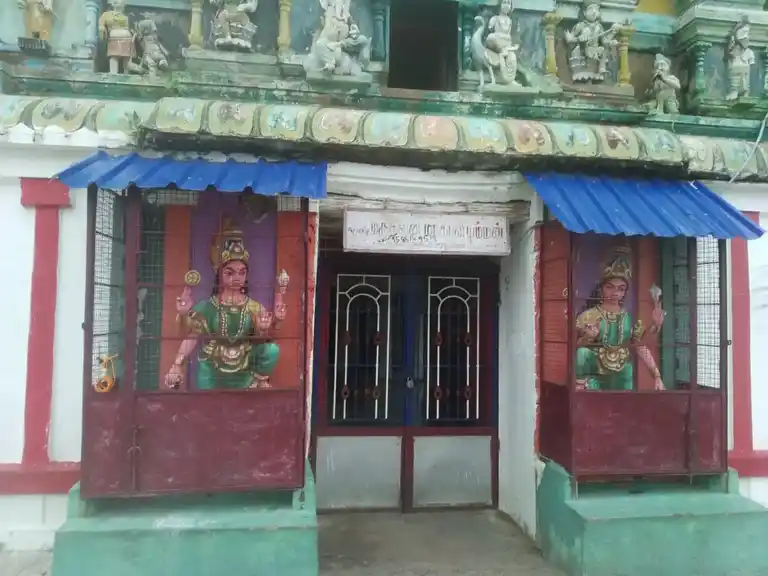 Arultharum Pidari Amman Temple, Nainarkovil - 623705 Arultharum Pidari Amman Temple, நயினார்கோவில் - 623705, Ramanathapuram - Ancient Temple Architecture and History Image 6