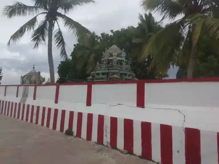 Arultharum Pidari Amman Temple, Nainarkovil - 623705 Arultharum Pidari Amman Temple, நயினார்கோவில் - 623705, Ramanathapuram - Ancient Temple Architecture and History Image 7