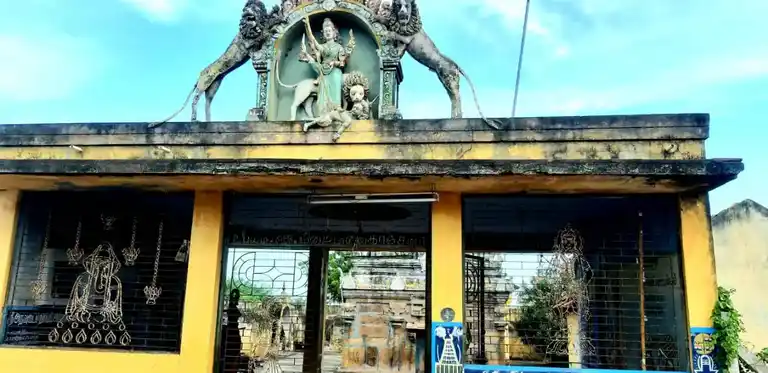 Arultharum Pidari Amman Temple, Thiruvadanai - 623407 அருள்மிகு பிடாரியம்மன் திருக்கோயில், Thiruvadanai - 623407, Ramanathapuram - Ancient Temple Architecture and History Image 8