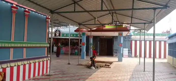 Arultharum Varagi Amman Temple, Thiruuthirakosamangai - 623533 அருள்மிகு வராகி என்ற மங்கை மாகாளியம்மன் திருக்கோயில், Thiruuthirakosamangai - 623533, Ramanathapuram - Ancient Temple Architecture and History Image 2