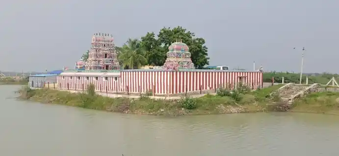 Arultharum Varagi Amman Temple, Thiruuthirakosamangai - 623533 அருள்மிகு வராகி என்ற மங்கை மாகாளியம்மன் திருக்கோயில், Thiruuthirakosamangai - 623533, Ramanathapuram - Ancient Temple Architecture and History Image 3