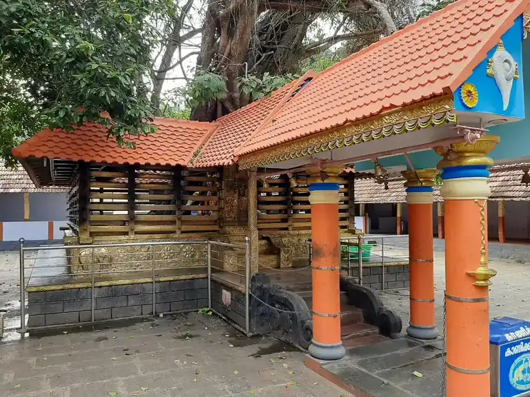 Eswarakala Poothathan Temple, Allappan Kode - 629168 அருள்மிகு ஈஸ்வரகால பூதத்தான் திருக்கோயில், Allappan Kode - 629168, Kanyakumari - Ancient Temple Architecture and History Image 3