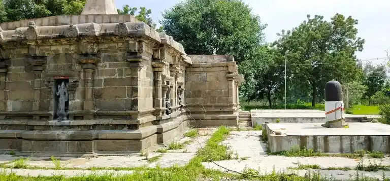 Siva Kozhuntheeswarar Temple, Sivankodal - 602108 Temple