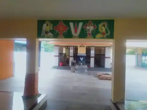 Thaneerpandhal Dharmam Arulmigu Krishna Perumal Temple, Thanmugam Vellode - 638112 Temple