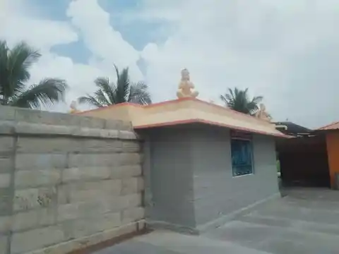Thaneerpandhal Dharmam Arulmigu Krishna Perumal Temple, Thanmugam Vellode - 638112 அருள்மிகு ஆலவாய்த்தண்ணீர் பந்தல் தர்மம், Thanmugam Vellode - 638112, Erode - Ancient Temple Architecture and History Image 5