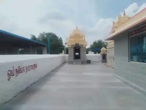 Thaneerpandhal Dharmam Arulmigu Krishna Perumal Temple, Thanmugam Vellode - 638112 அருள்மிகு ஆலவாய்த்தண்ணீர் பந்தல் தர்மம், Thanmugam Vellode - 638112, Erode - Ancient Temple Architecture and History Image 6